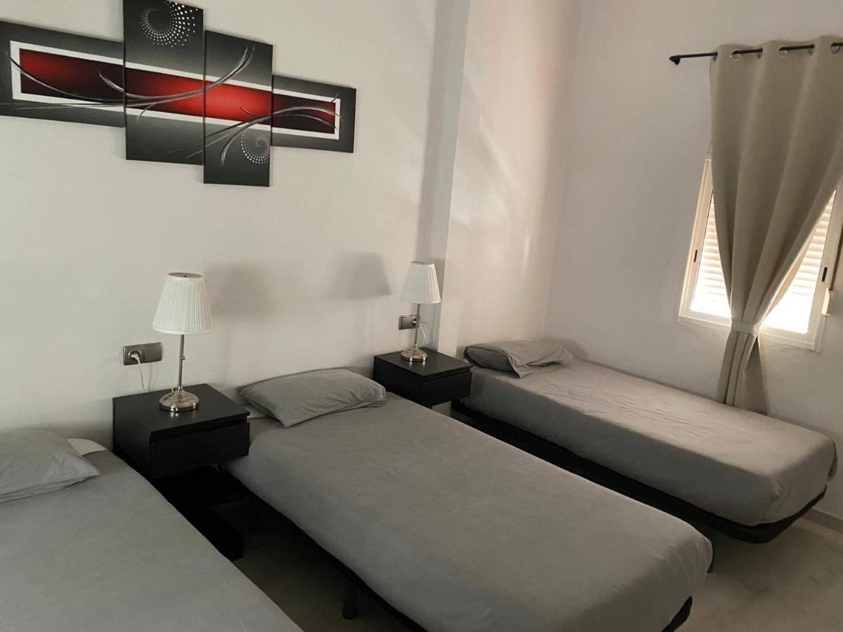 Apartamentos Turia Валенсия Екстериор снимка