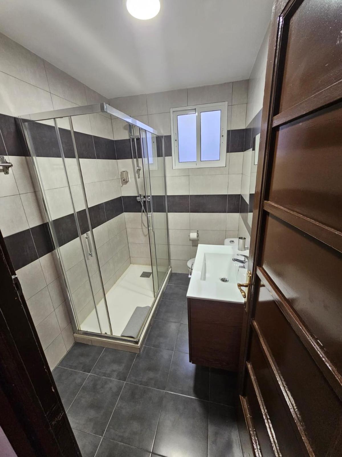 Apartamentos Turia Валенсия Екстериор снимка