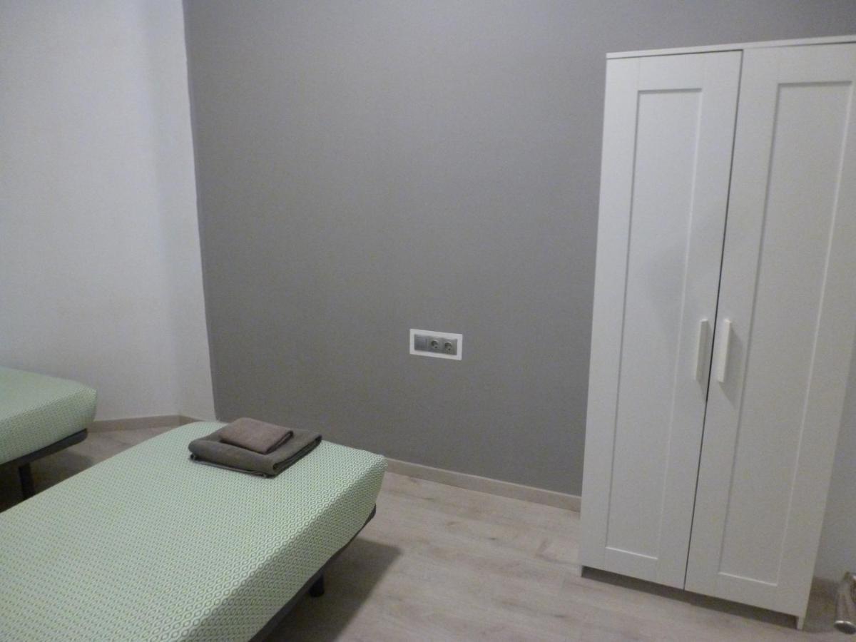 Apartamentos Turia Валенсия Екстериор снимка
